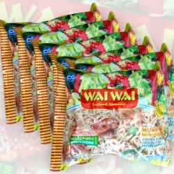 Wai Wai Chicken Flavour instant Noodles 75g - 6 For £1